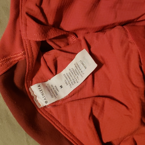 Athleta long line crop tank - Picture 3 of 4